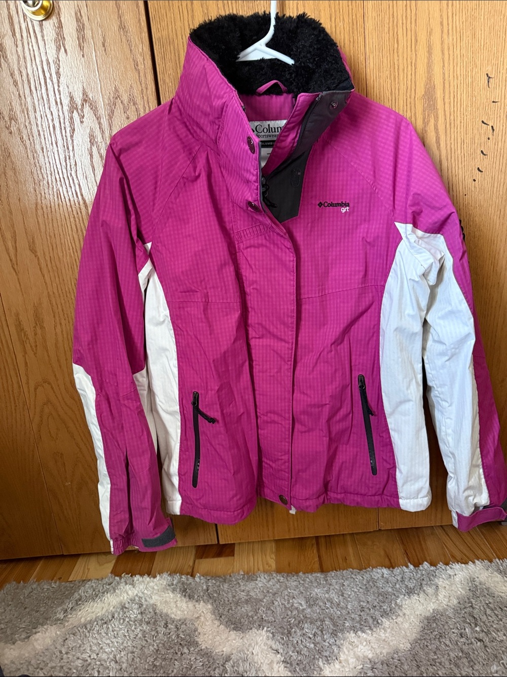 Columbia Magenta and White Women's Ski Jacket